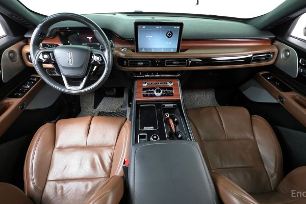 2021 Lincoln Aviator с пробегом 43 587 км