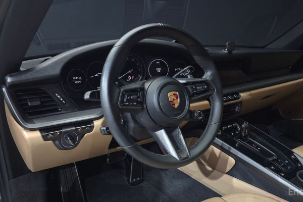 2021 Porsche 911 с пробегом 14 017 км