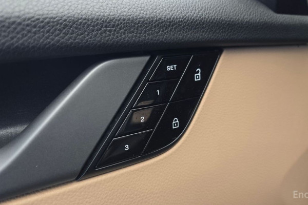 2021 Porsche 911 с пробегом 14 017 км