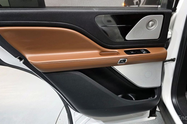 2021 Lincoln Aviator с пробегом 43 587 км