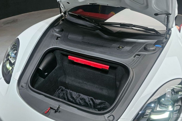 2021 Porsche Cayman с пробегом 40 491 км