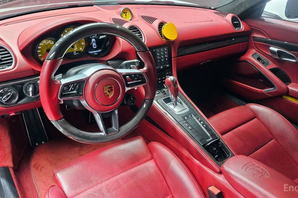 2021 Porsche Cayman с пробегом 40 491 км