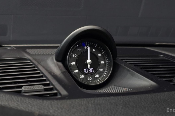 2021 Porsche 911 с пробегом 14 017 км