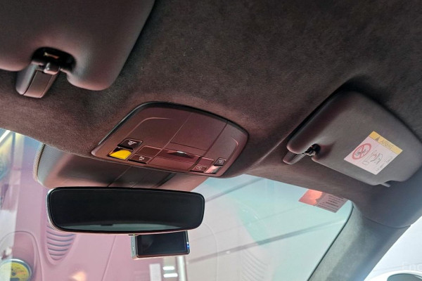 2021 Porsche Cayman с пробегом 40 491 км