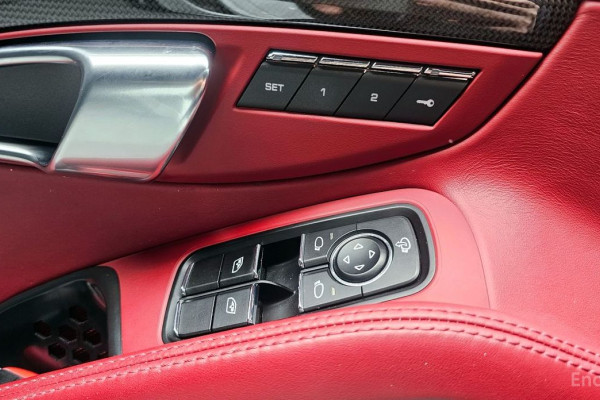 2021 Porsche Cayman с пробегом 40 491 км