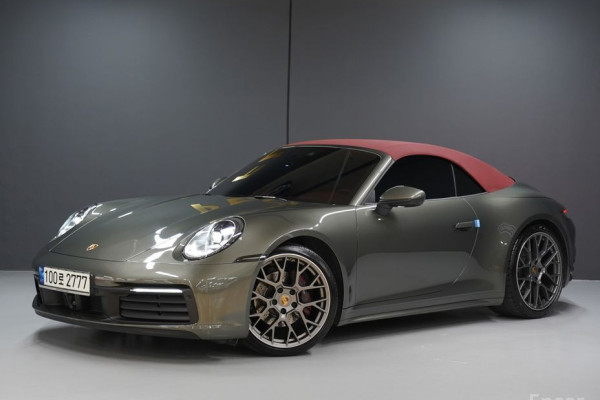 2021 Porsche 911 с пробегом 23 700 км