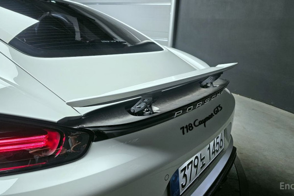 2021 Porsche Cayman с пробегом 40 491 км