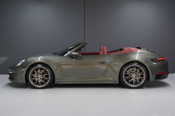 2021 Porsche 911 с пробегом 23 700 км