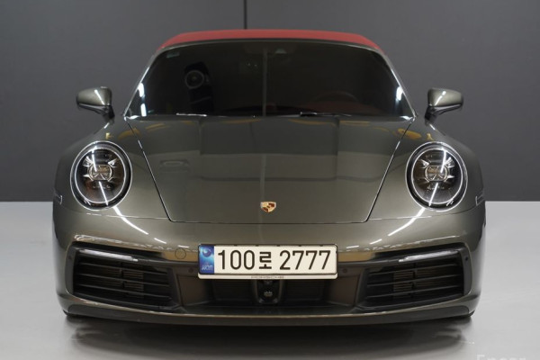 2021 Porsche 911 с пробегом 23 700 км
