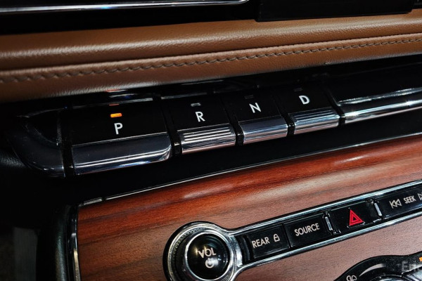 2021 Lincoln Aviator с пробегом 87 128 км