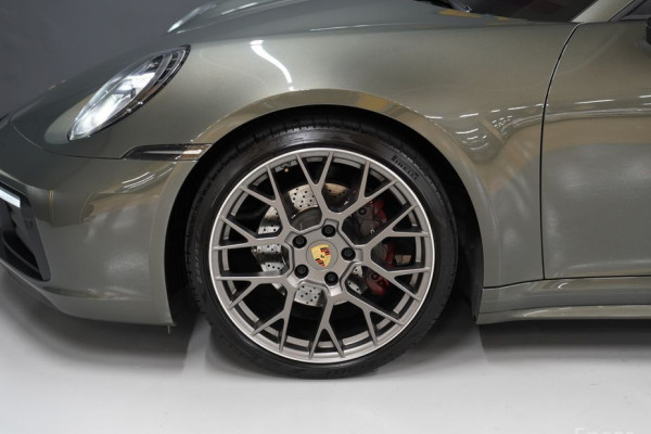 2021 Porsche 911 с пробегом 23 700 км