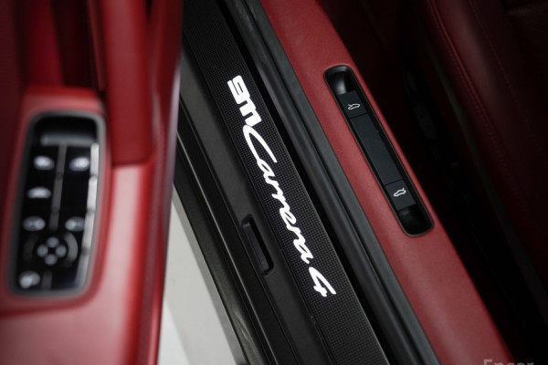 2021 Porsche 911 с пробегом 23 700 км