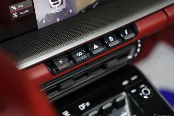 2021 Porsche 911 с пробегом 23 700 км