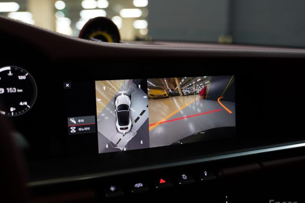 2021 Porsche 911 с пробегом 23 700 км