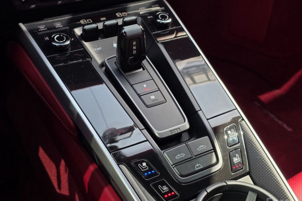 2021 Porsche 911 с пробегом 23 700 км