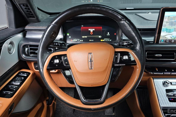 2021 Lincoln Aviator с пробегом 84 701 км