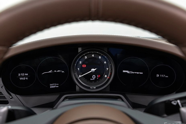 2024 Porsche 911 с пробегом 23 640 км