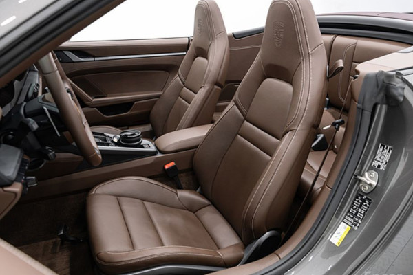 2024 Porsche 911 с пробегом 23 640 км