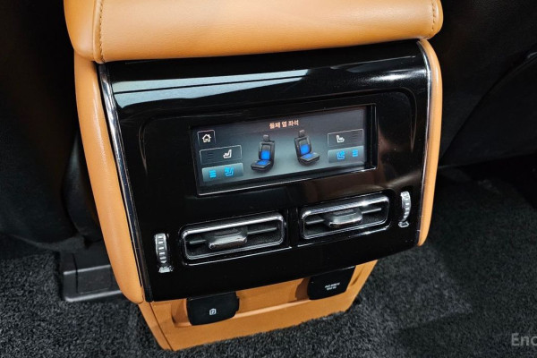 2021 Lincoln Aviator с пробегом 84 701 км