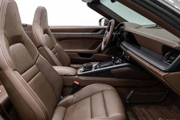 2024 Porsche 911 с пробегом 23 640 км