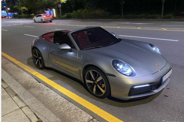 2022 Porsche 911 с пробегом 14 100 км