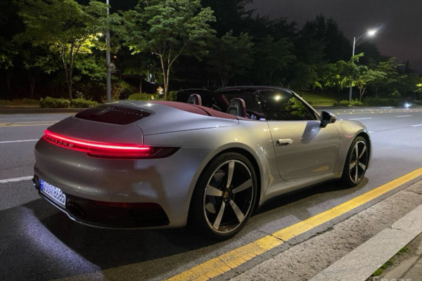 2022 Porsche 911 с пробегом 14 100 км