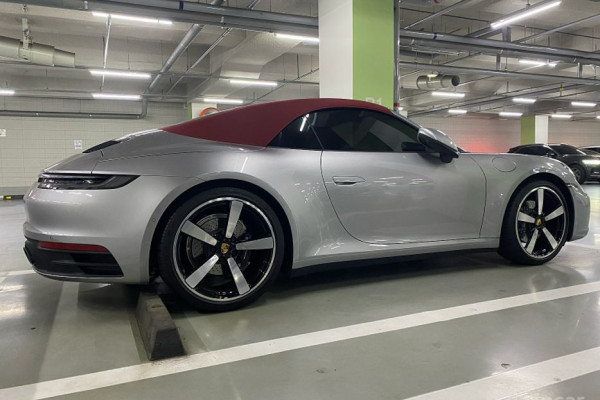 2022 Porsche 911 с пробегом 14 100 км