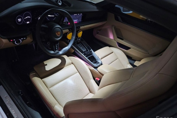 2021 Porsche 911 с пробегом 33 000 км