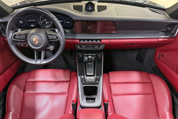 2024 Porsche 911 с пробегом 15 430 км