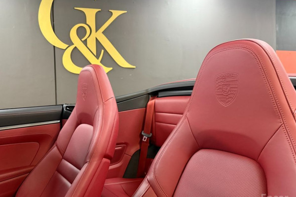 2024 Porsche 911 с пробегом 15 430 км