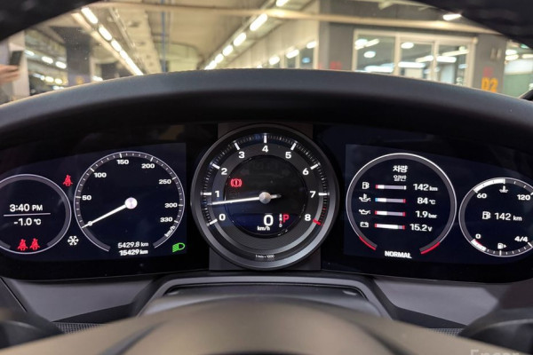 2024 Porsche 911 с пробегом 15 430 км