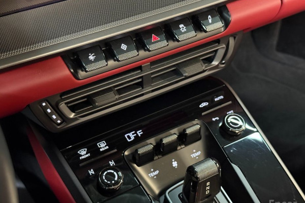 2024 Porsche 911 с пробегом 15 430 км