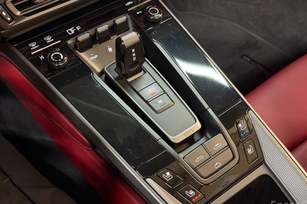 2024 Porsche 911 с пробегом 15 430 км