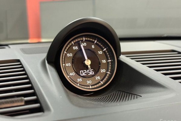 2024 Porsche 911 с пробегом 15 430 км