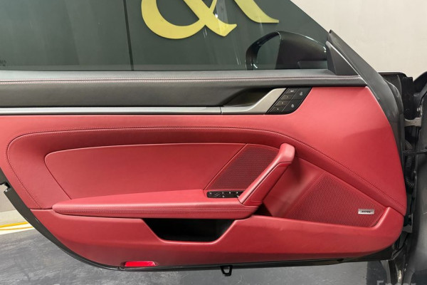 2024 Porsche 911 с пробегом 15 430 км