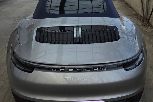 2024 Porsche 911 с пробегом 2 500 км