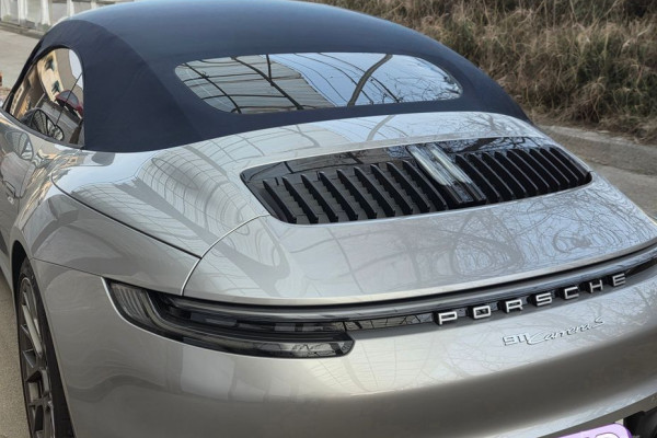 2024 Porsche 911 с пробегом 2 500 км