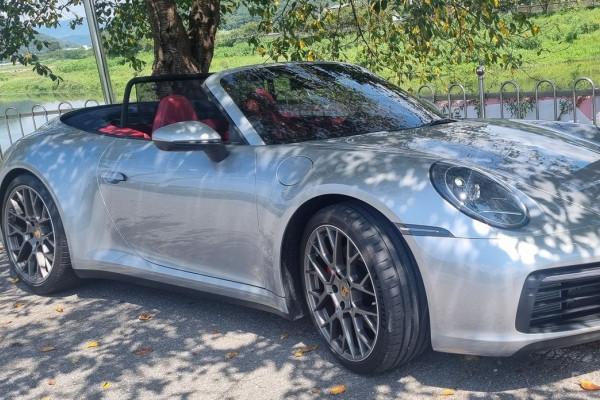 2024 Porsche 911 с пробегом 2 500 км