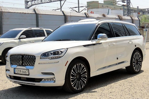 2020 Lincoln Aviator с пробегом 118 812 км