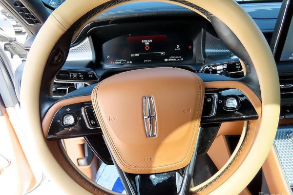 2020 Lincoln Aviator с пробегом 118 812 км