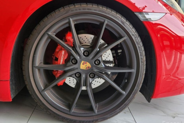 2018 Porsche Cayman с пробегом 29 000 км