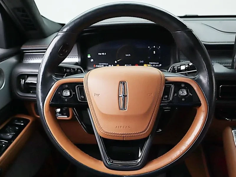 2021 Lincoln Aviator с пробегом 131 231 км