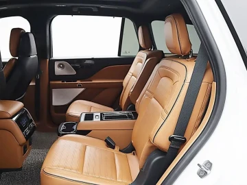 2021 Lincoln Aviator с пробегом 131 231 км