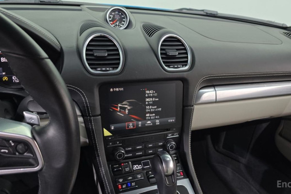 2020 Porsche Cayman с пробегом 40 572 км