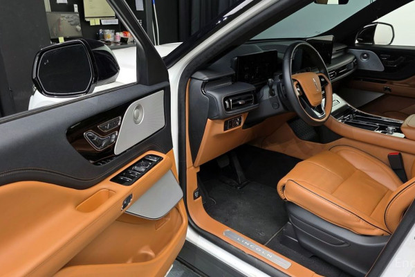 2024 Lincoln Aviator с пробегом 6 616 км
