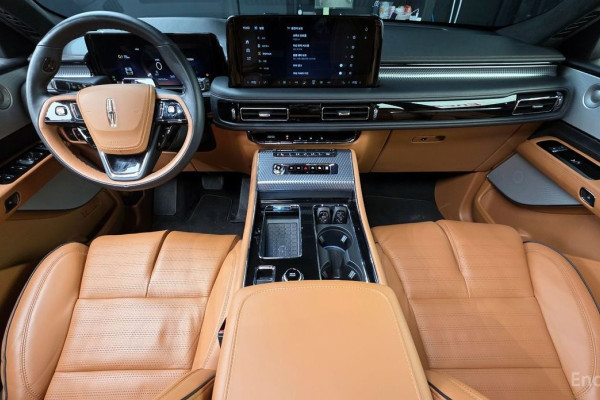 2024 Lincoln Aviator с пробегом 6 616 км