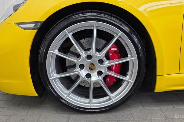 2021 Porsche Cayman с пробегом 16 702 км