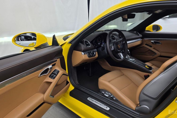 2021 Porsche Cayman с пробегом 16 702 км