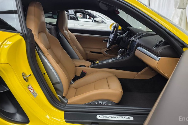 2021 Porsche Cayman с пробегом 16 702 км