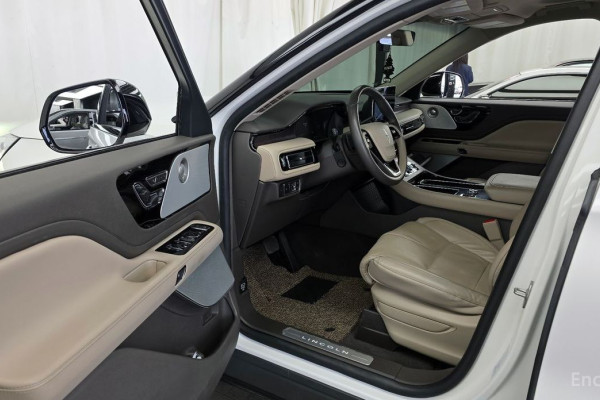 2023 Lincoln Aviator с пробегом 32 307 км